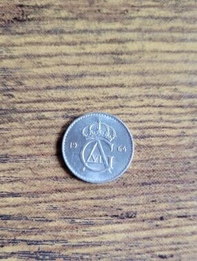 Vintage 1964 Sweden 10 Ore Coin- Silver Tones